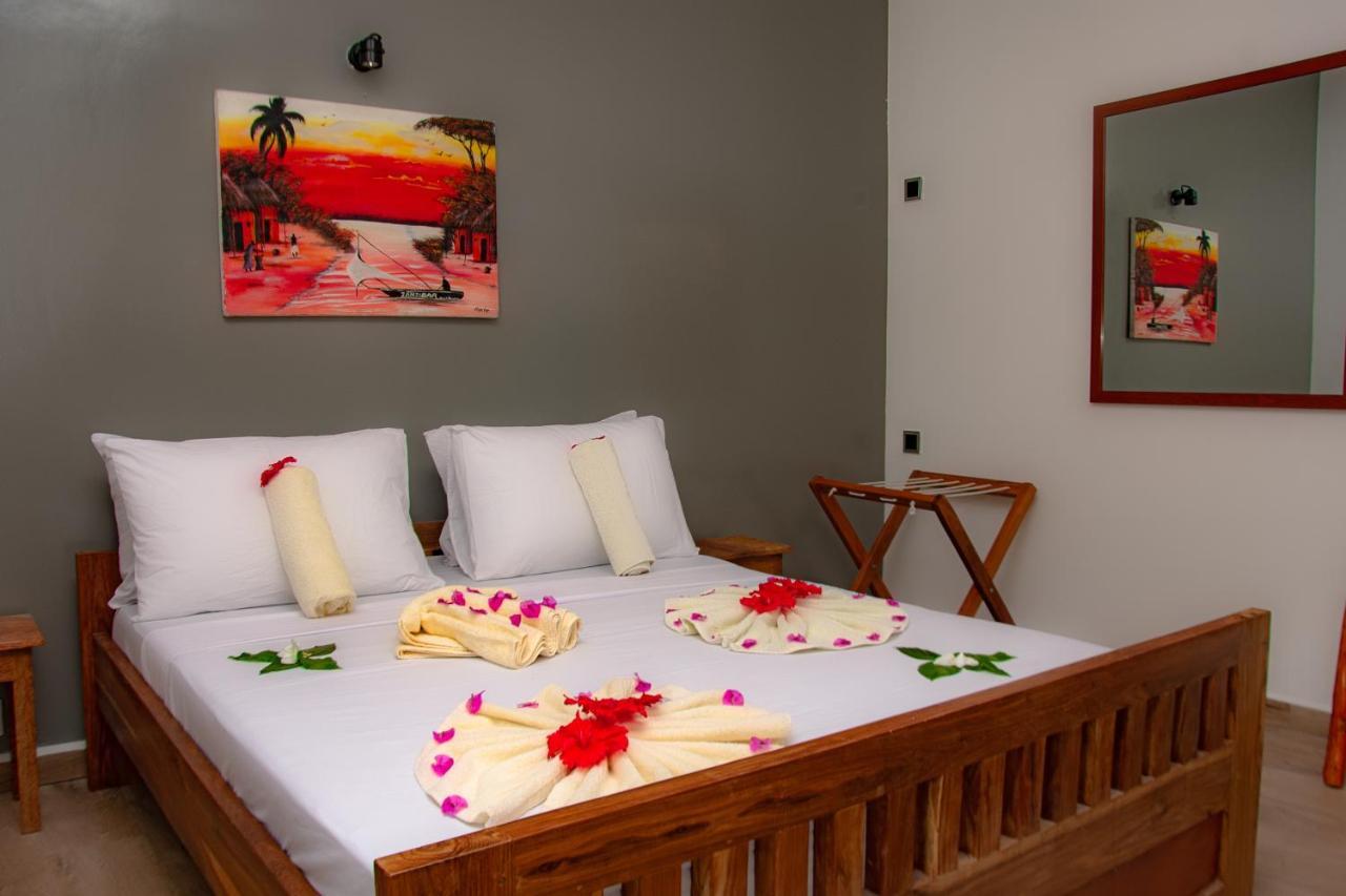 Little Pompeji Boutique Hotel - Adults Only Джамбиани Екстериор снимка