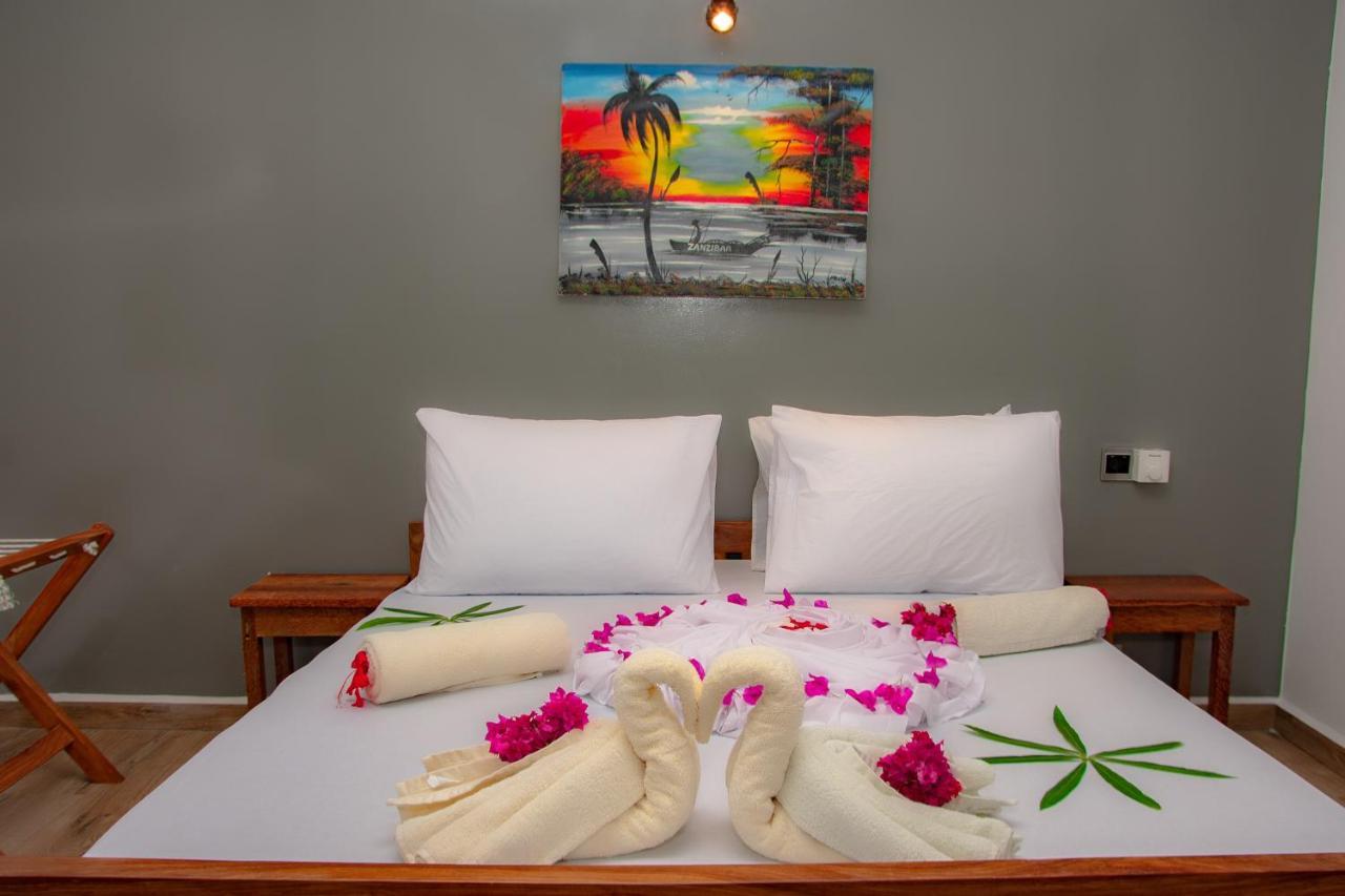 Little Pompeji Boutique Hotel - Adults Only Джамбиани Екстериор снимка