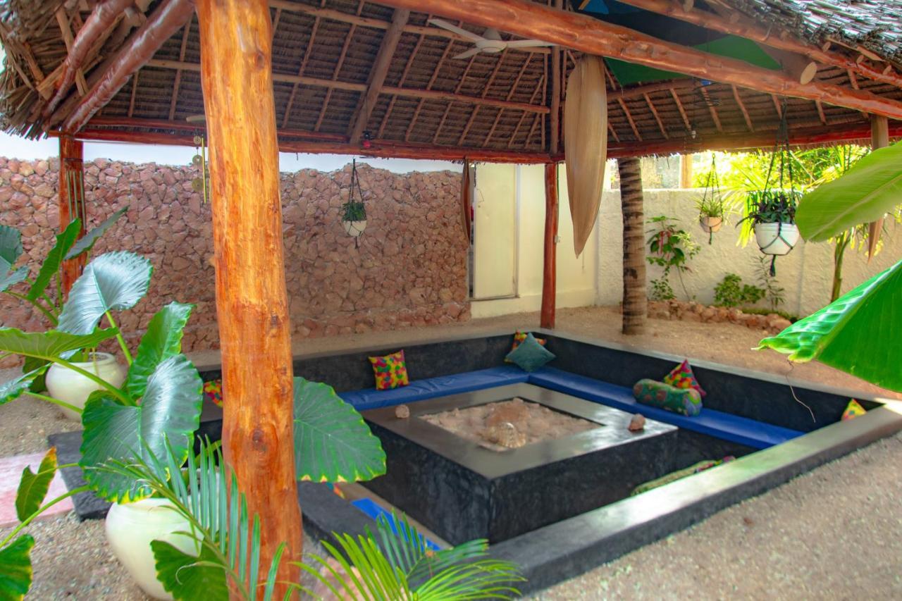 Little Pompeji Boutique Hotel - Adults Only Джамбиани Екстериор снимка